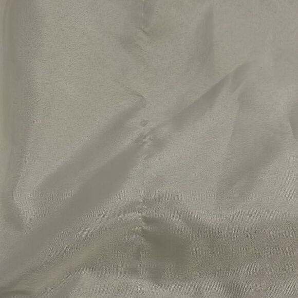 Berkshire Blanket Creamy White Faux Fur Round Christmas Tree Skirt Holiday Decor - Picture 5 of 7